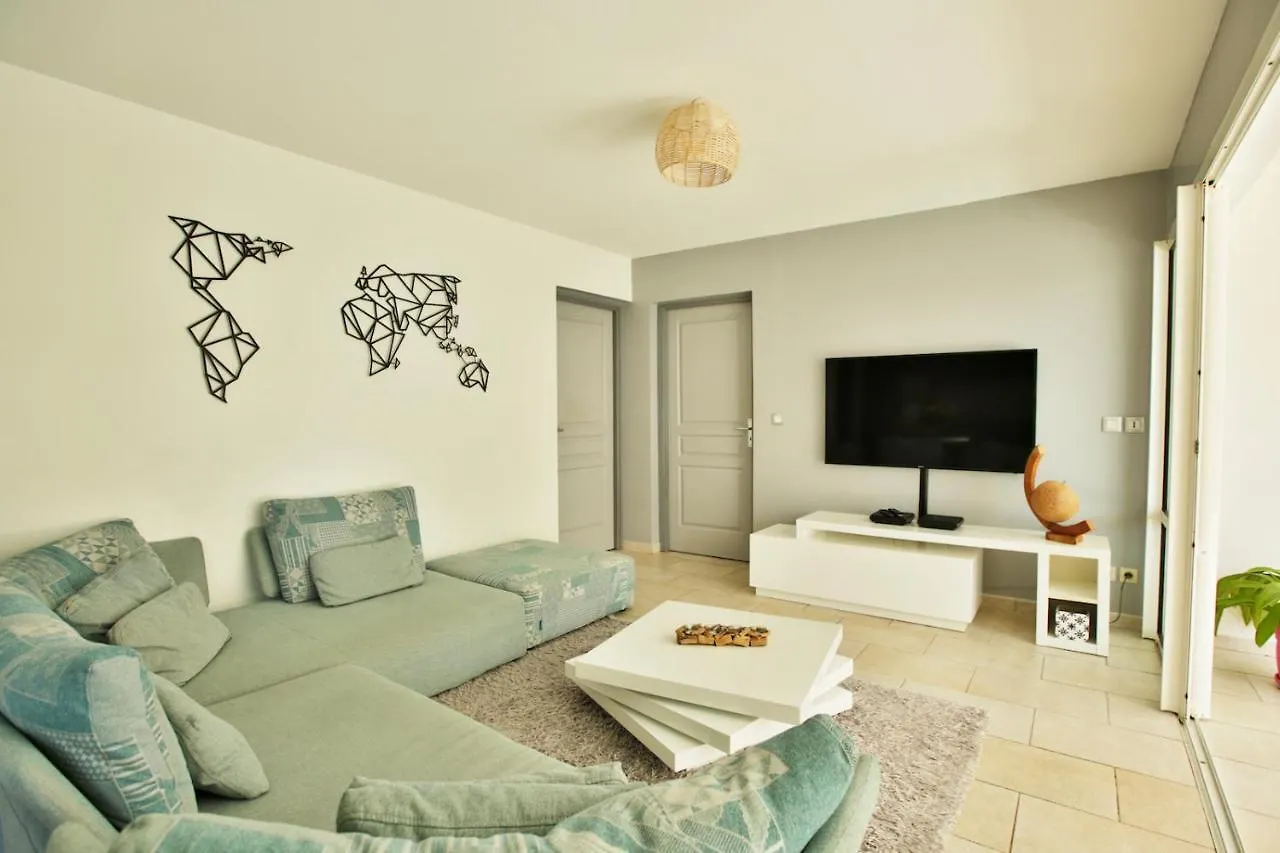 Appartement De Charme Vue Mer, Ilet Du Gosier Le Gosier